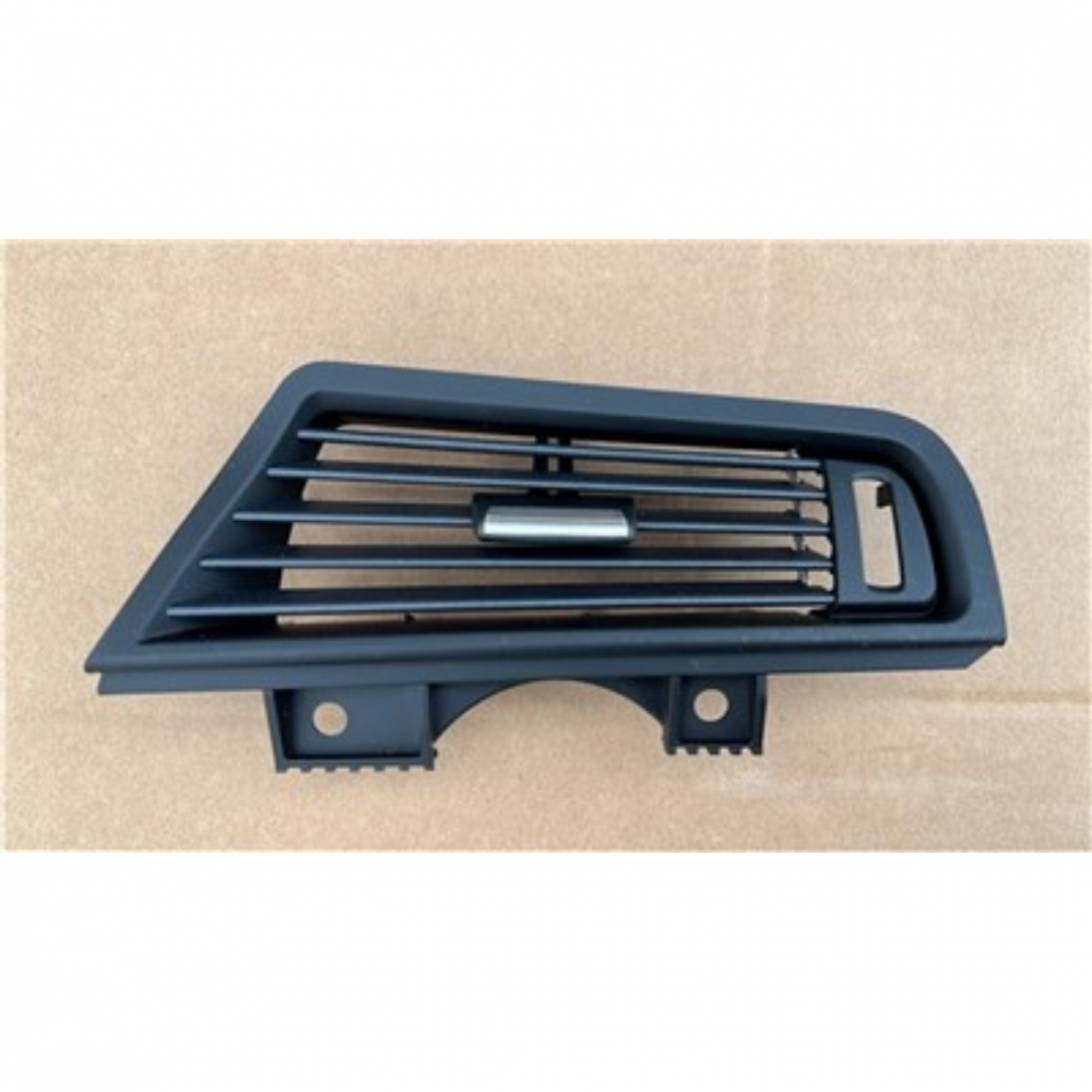 BMW F10-F11-F18 KALORİFER HAVALANDIRMA IZGARASI SİYAH ÖN SAĞ 64229166884