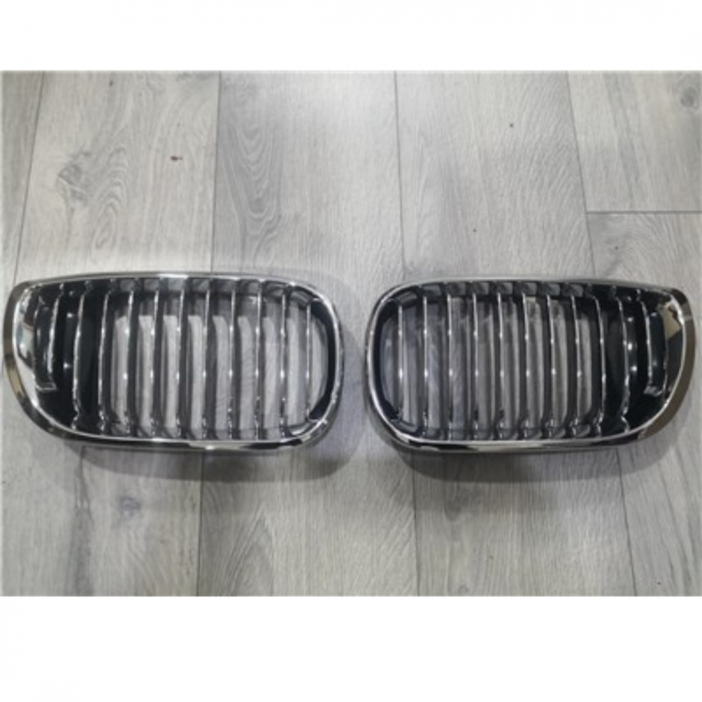 BMW E46 SEDAN 2002-2005 ÖN PANJUR KOMPLE KROM SET 51137042961/62